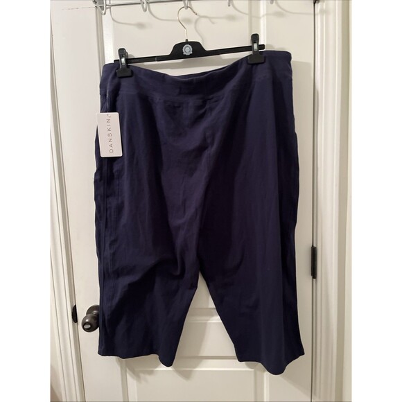 Danskin Women's Plus Size 3X Drawstring Cropped Pants Pockets Navy Blue - Picture 12 of 12